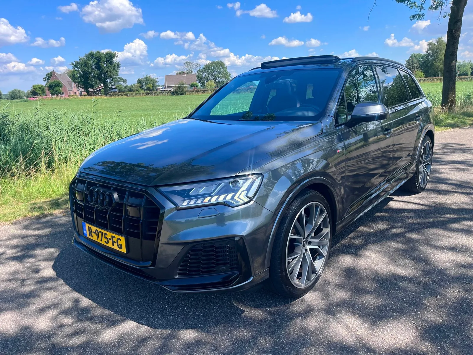 Audi Q7 (2022) — foto 1