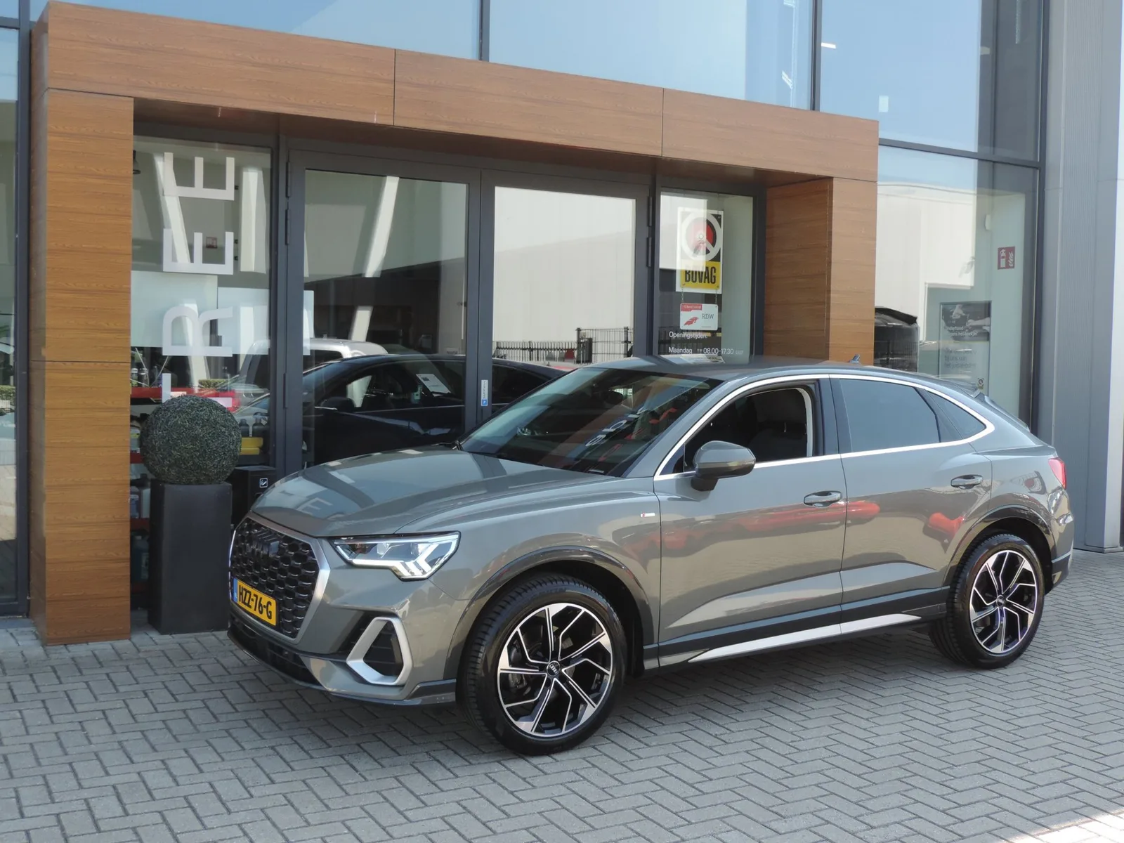 Audi Q3 (2022) — foto 1