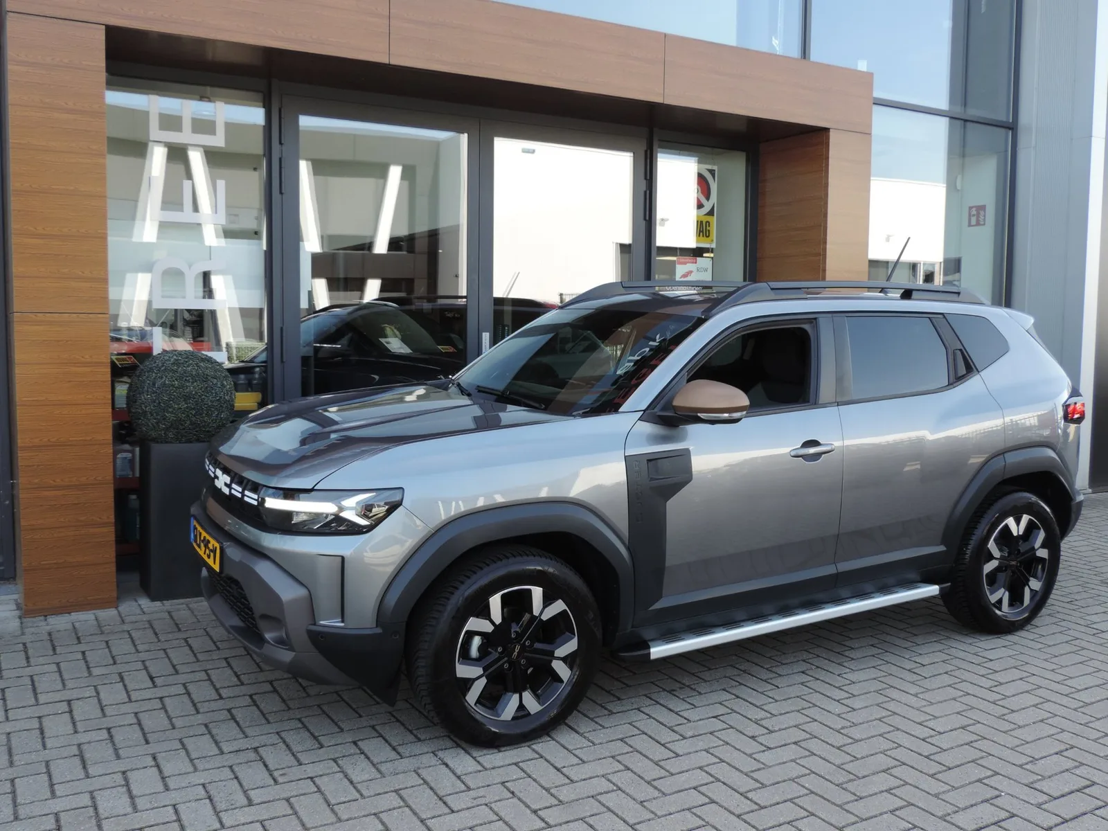 Dacia Duster (2024) — foto 1