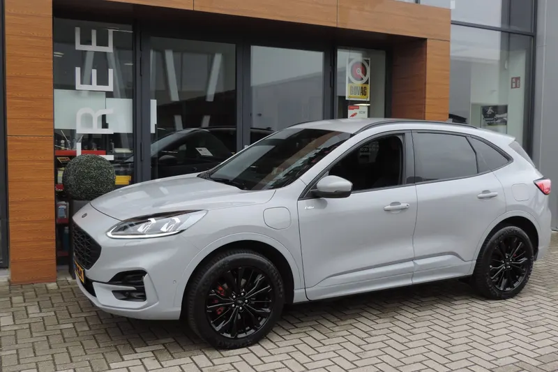 Ford Kuga (2023)