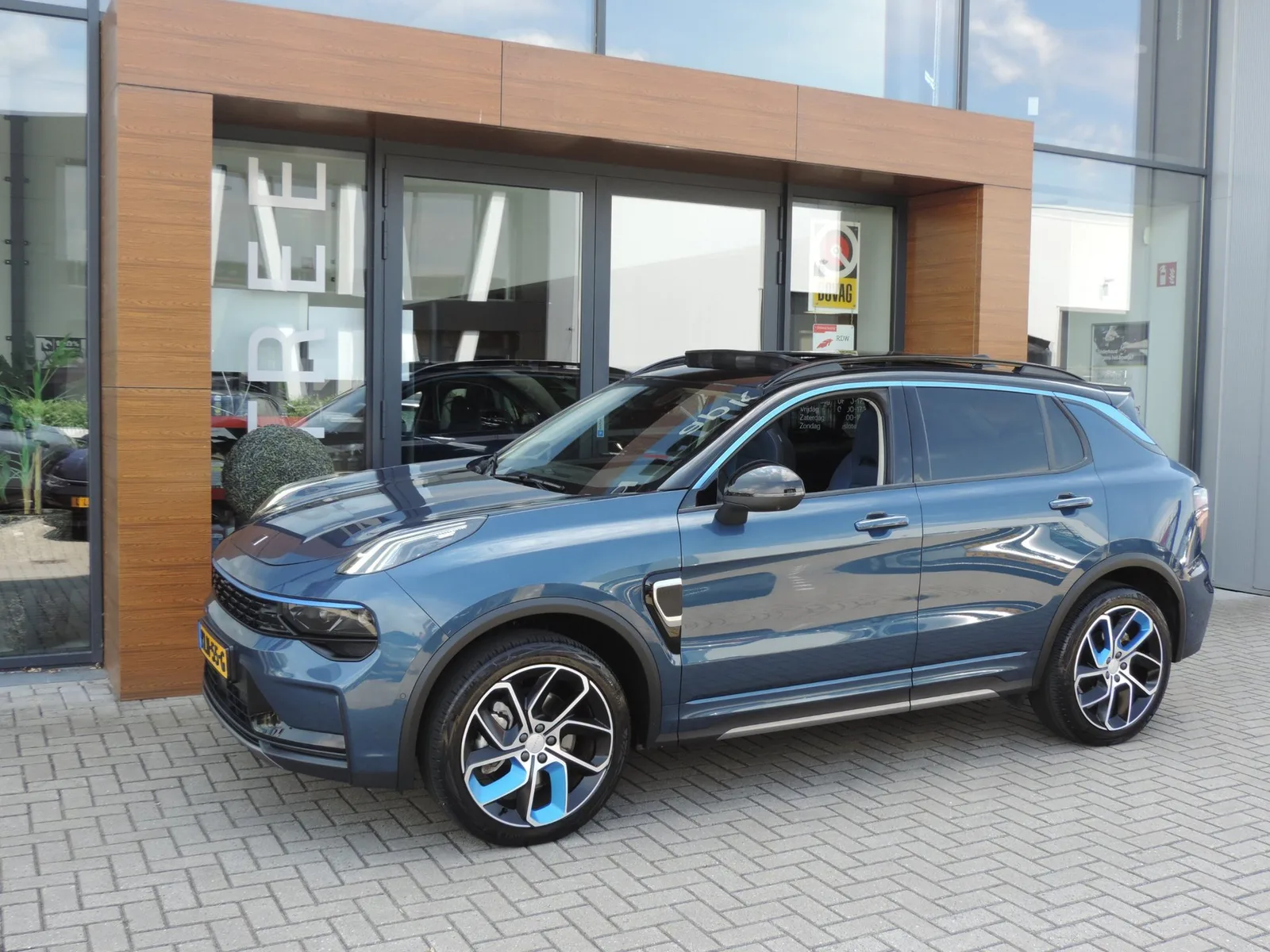 Lynk & Co 01 (2023) — foto 1
