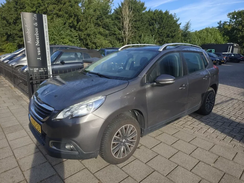 Peugeot 2008 (2014) — foto 1