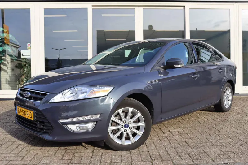 Ford Mondeo (2011)
