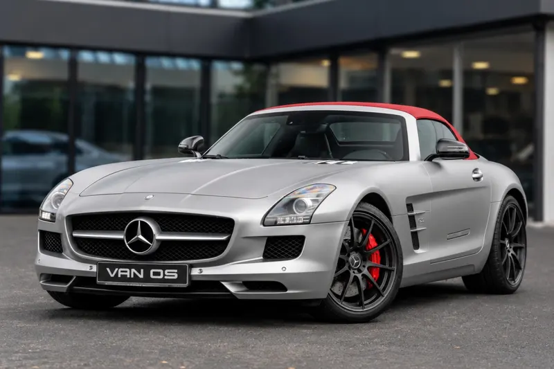 Mercedes-Benz SLS (2012)