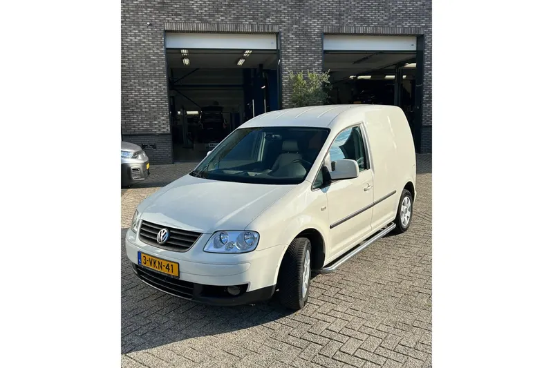 Volkswagen Caddy (2010)