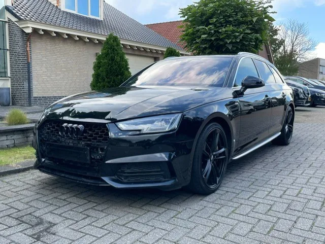 Audi A4 (2018) — foto 1