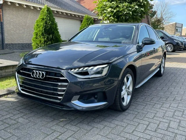 Audi A4 (2020) — foto 1