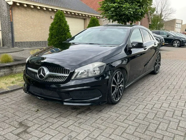 Mercedes-Benz A-Klasse (2014) — foto 1