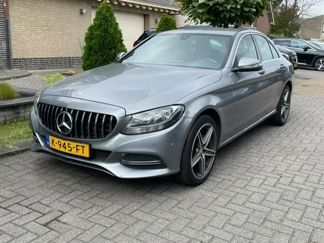 Mercedes-Benz C-Klasse (2015) — foto 1