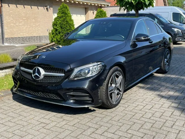 Mercedes-Benz C-Klasse (2019) — foto 1