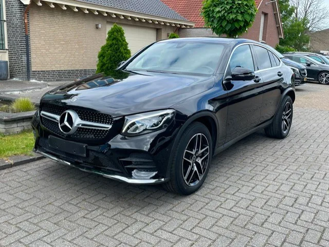 Mercedes-Benz GLC-Klasse Coupé (2017) — foto 1