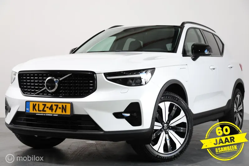 Volvo XC40 (2023)