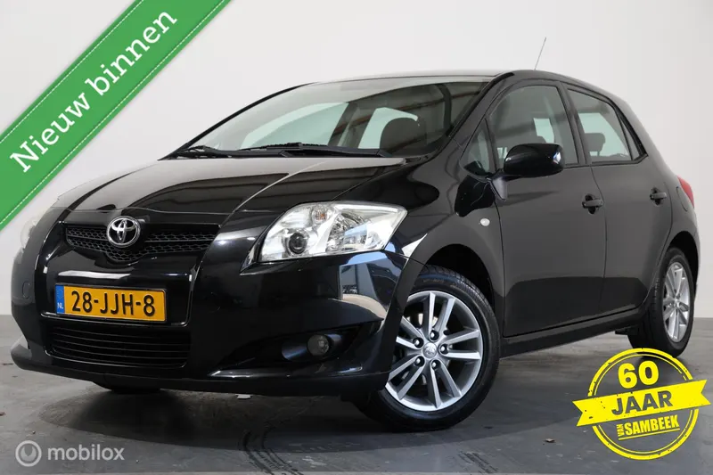 Toyota Auris (2009)