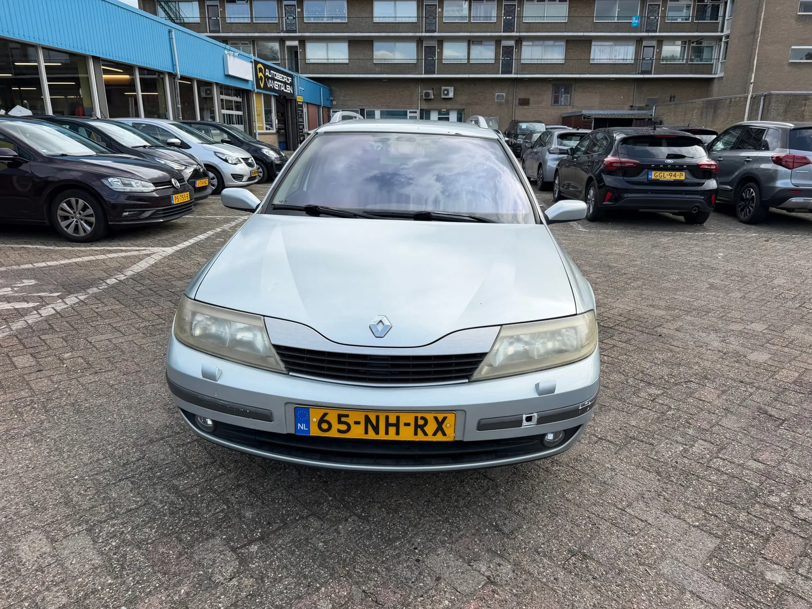 Renault Laguna (2003) — foto 1