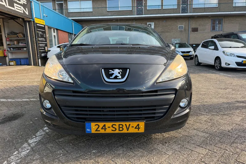 Peugeot 207 (2011)