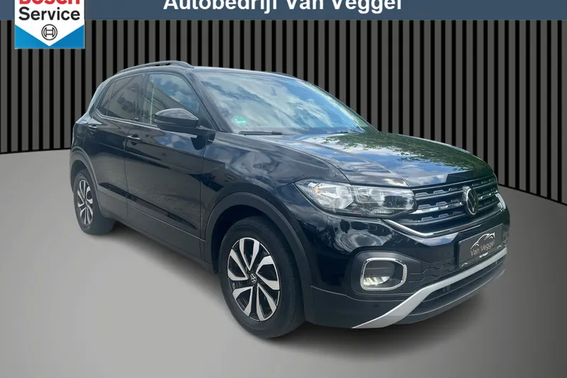 Volkswagen T-Cross (2023)