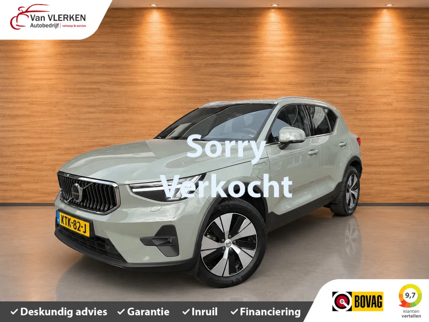 Volvo XC40 (2024) — foto 1