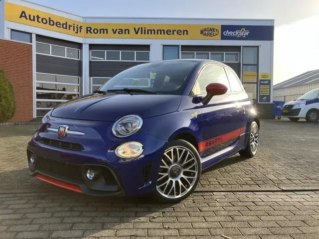 Abarth 595 (2021) — foto 1