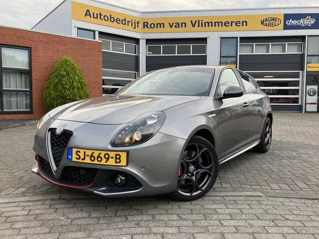 Alfa Romeo Giulietta (2018) — foto 1
