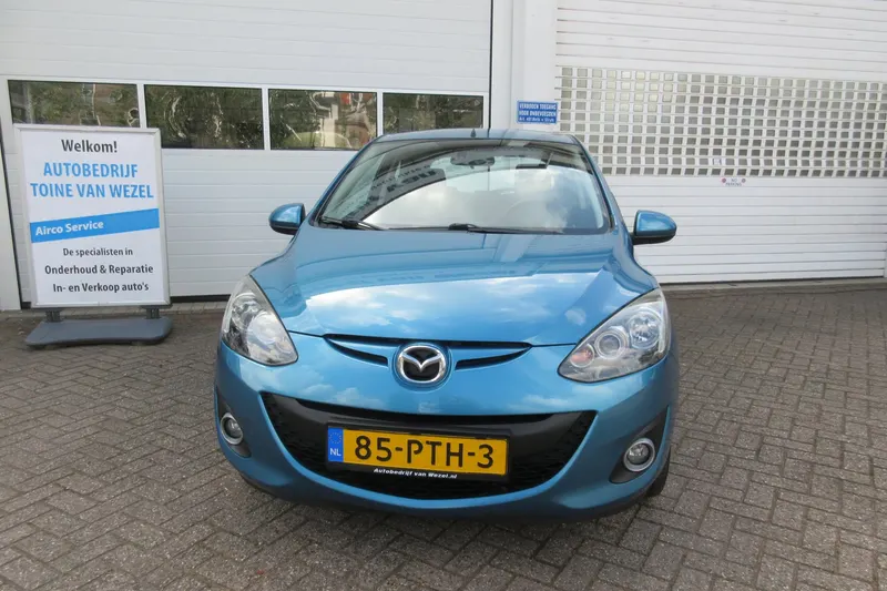 Mazda 2 (2011)