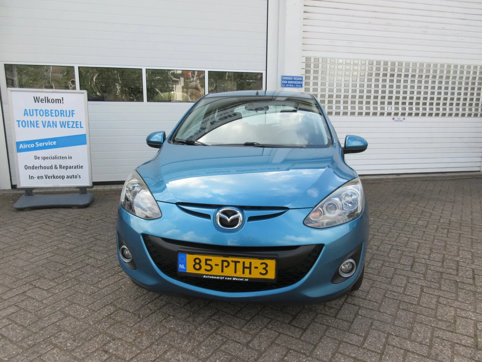 Mazda 2 (2011) — foto 1