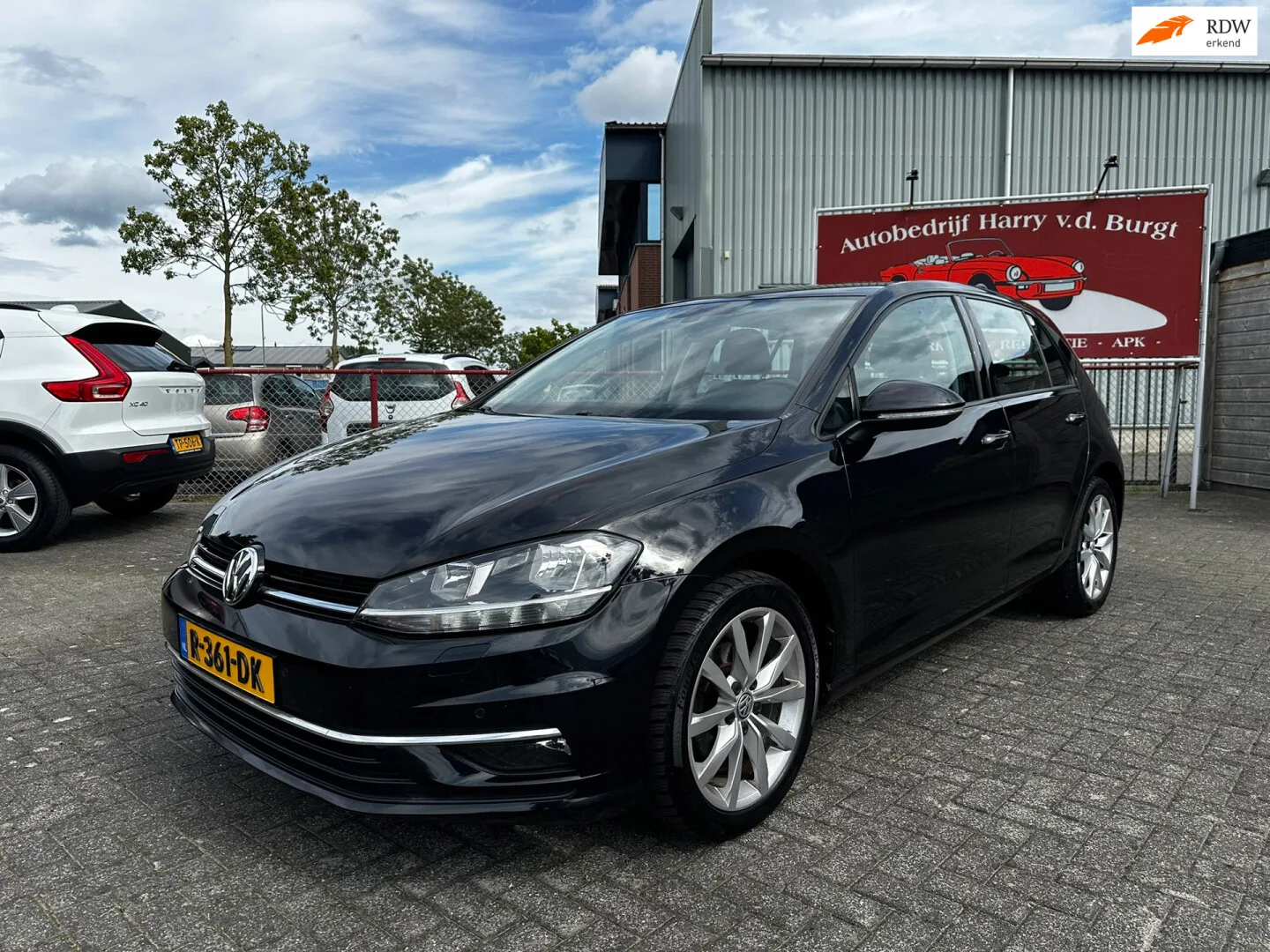 Volkswagen Golf (2018) — foto 1