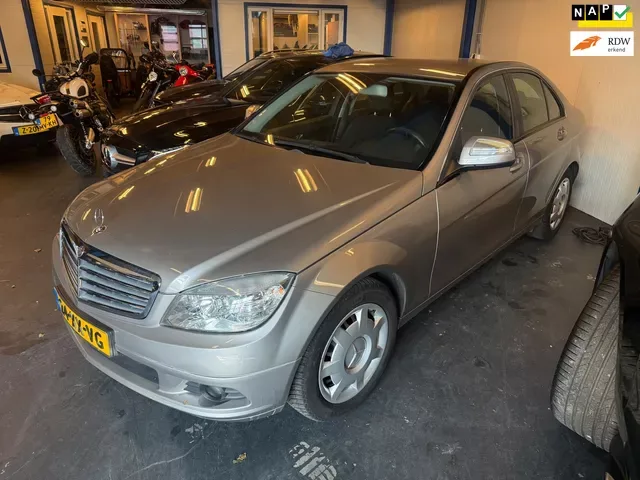 Mercedes-Benz C-Klasse (2007) — foto 1