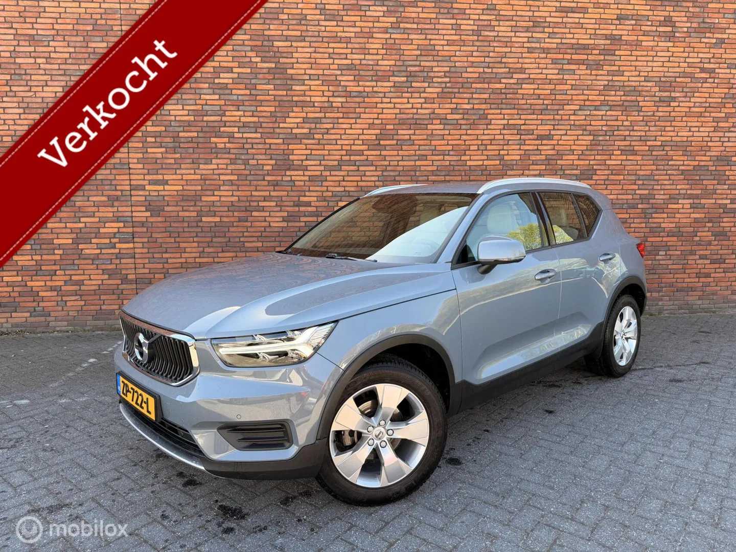 Volvo XC40 (2019) — foto 1
