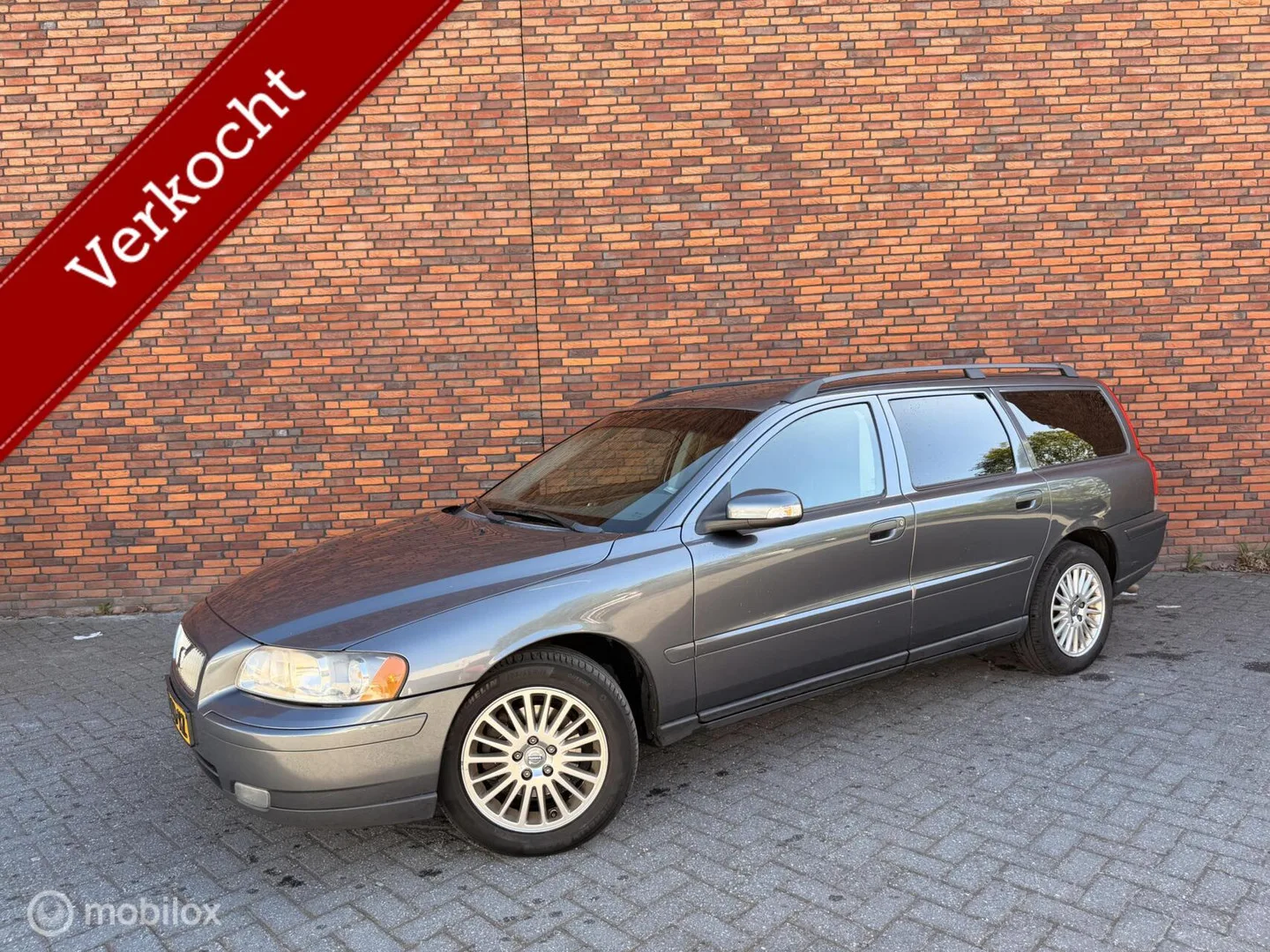 Volvo V70 (2006) — foto 1