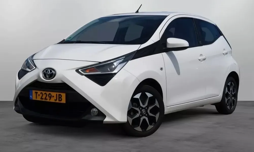 Toyota Aygo (2020) — foto 1