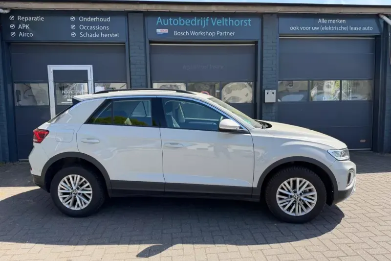 Volkswagen T-Roc (2025)