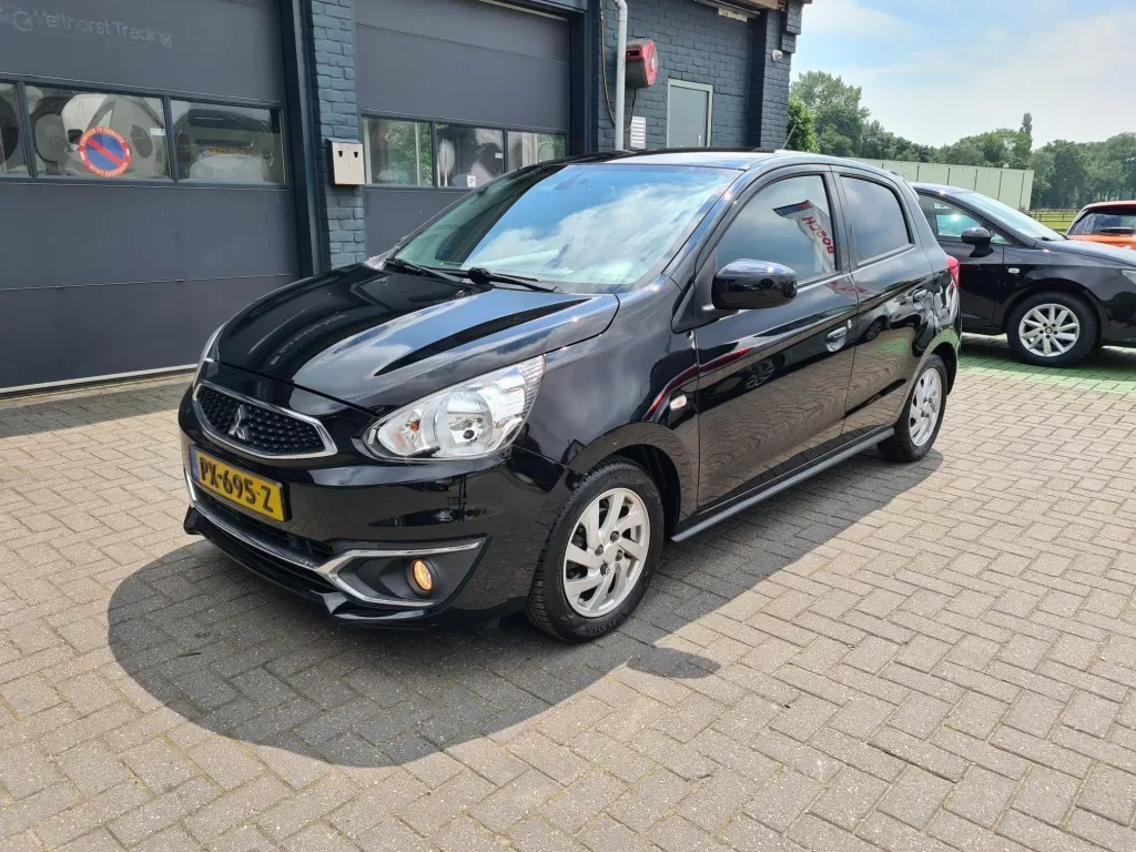 Mitsubishi Space Star (2017) — foto 1