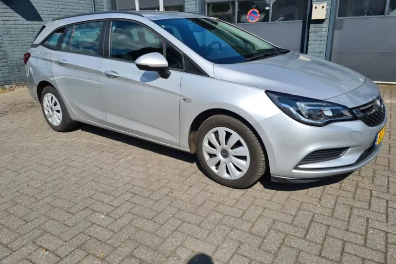 Opel Astra (2018)