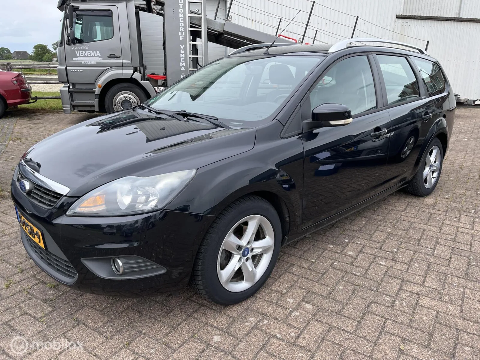 Ford Focus (2011) — foto 1