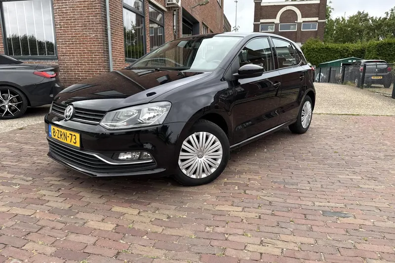 Volkswagen Polo (2015)