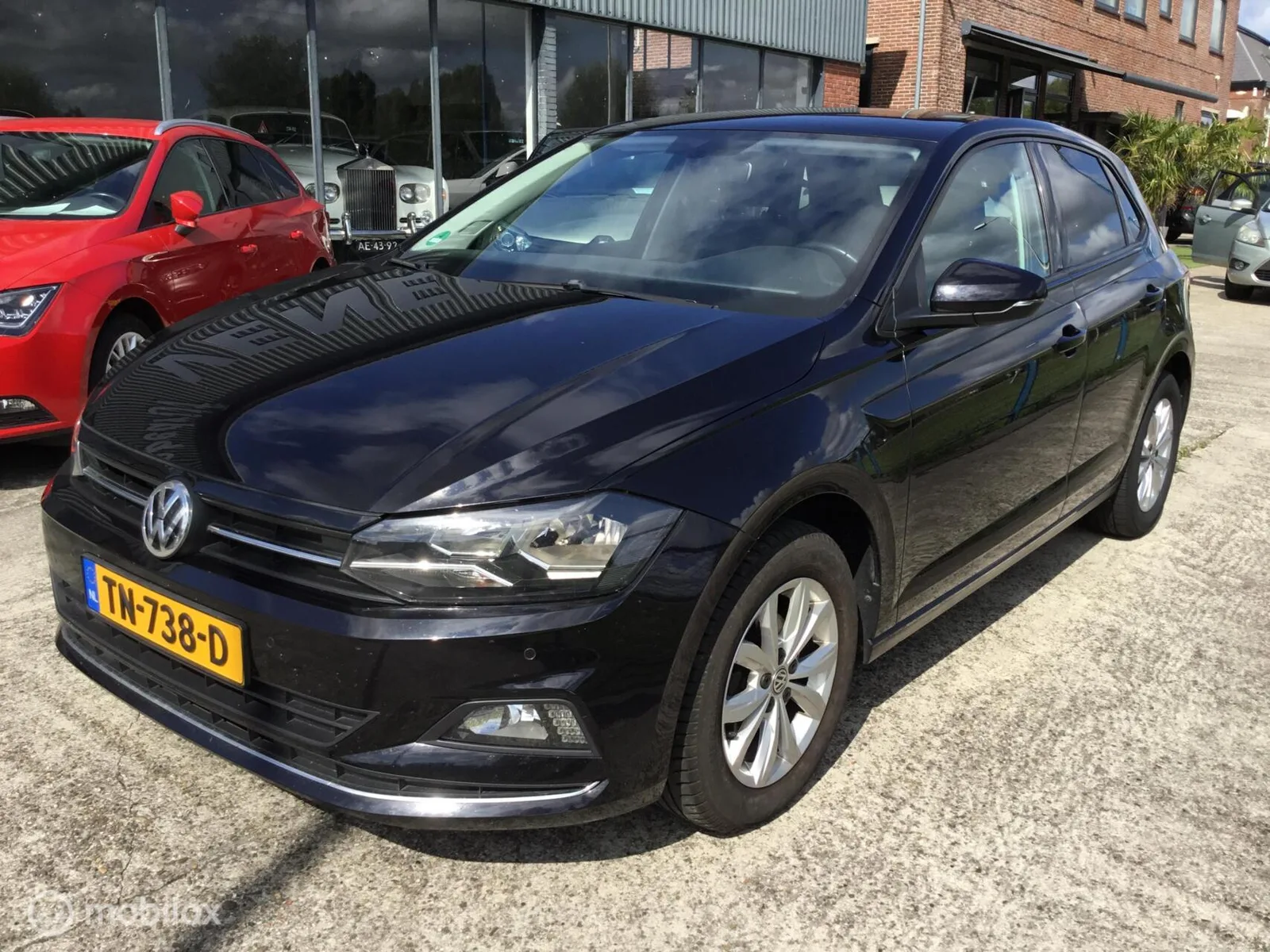 Volkswagen Polo (2017) — foto 1