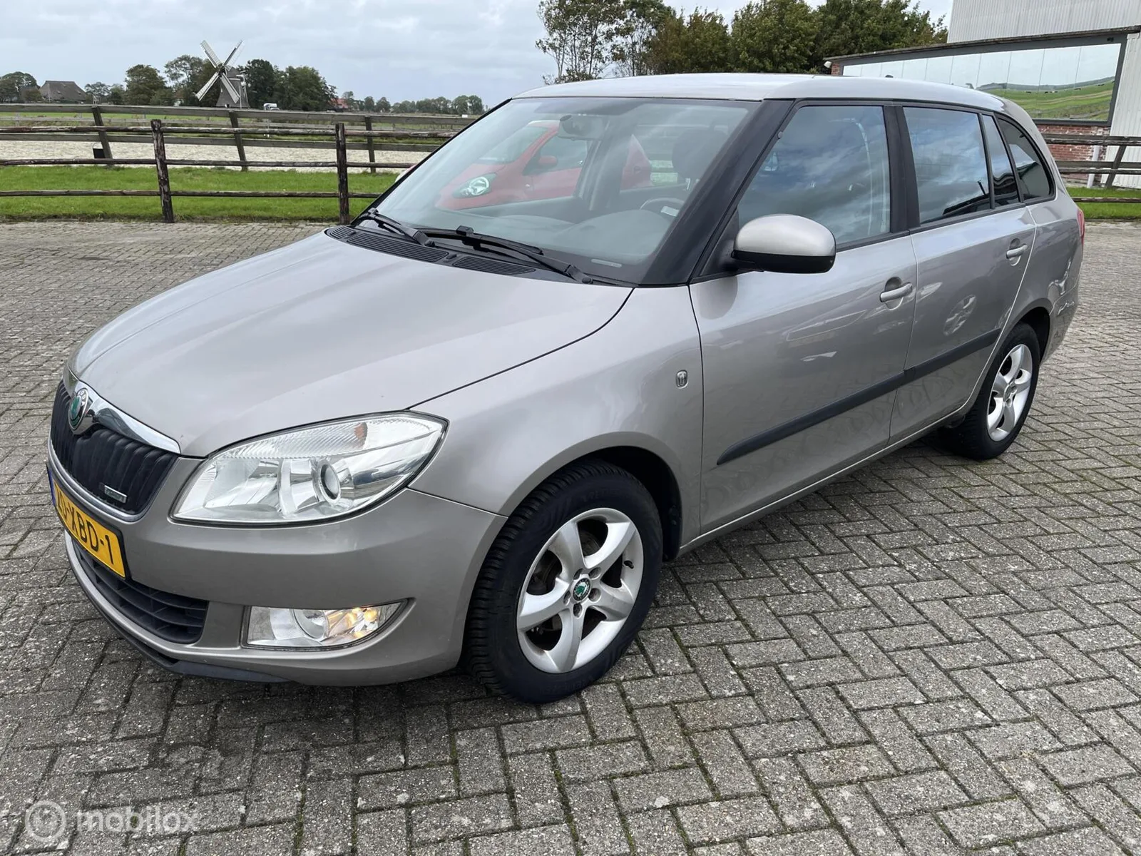 Škoda Fabia (2012) — foto 1