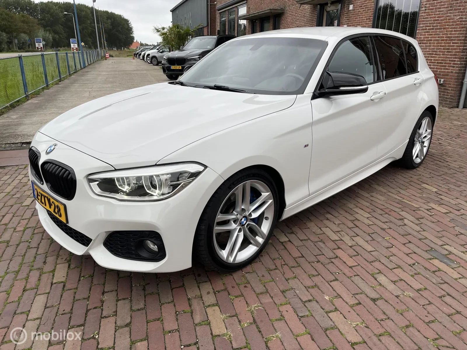 BMW 1-Serie (2015) — foto 1