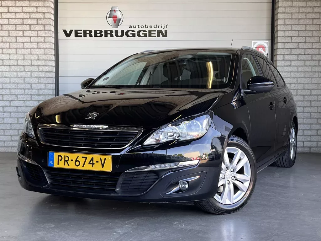 Peugeot 308 (2017) — foto 1