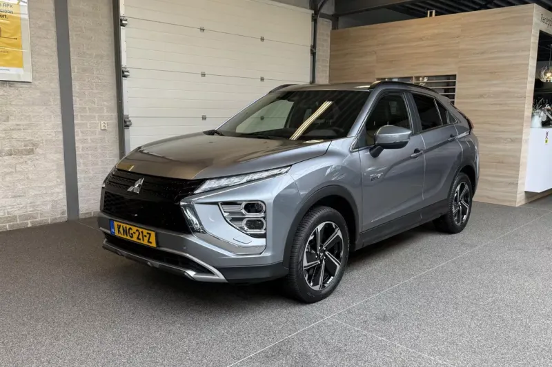 Mitsubishi Eclipse Cross (2023)