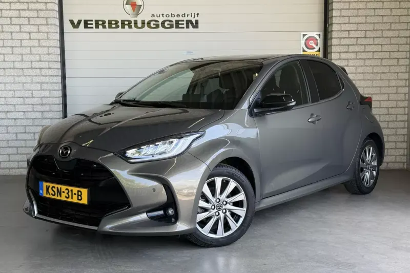 Mazda 2 Hybrid (2022)