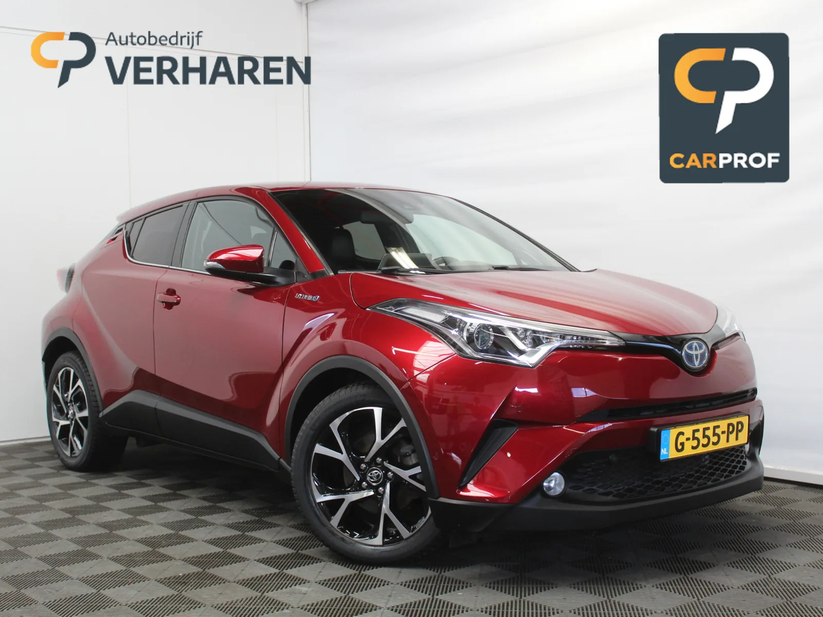 Toyota C-HR (2019) — foto 1