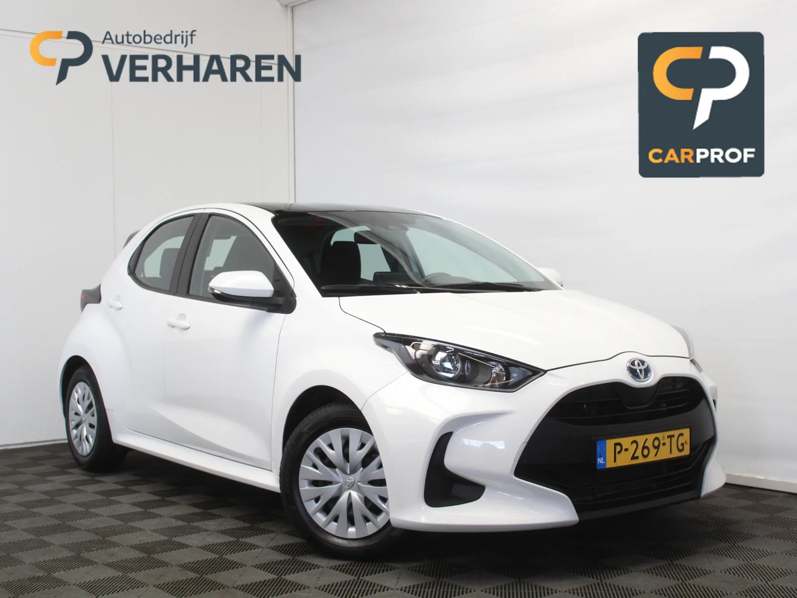 Toyota Yaris (2022) — foto 1