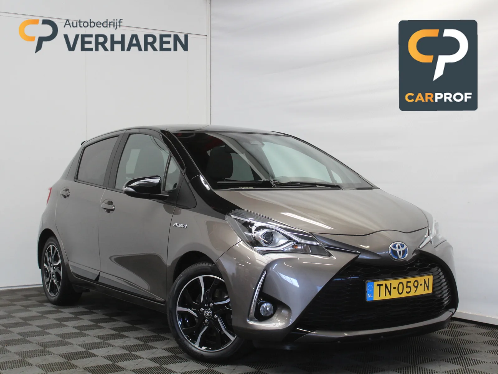 Toyota Yaris (2018) — foto 1