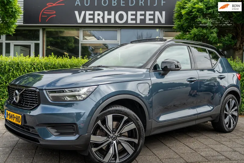 Volvo XC40 (2022)