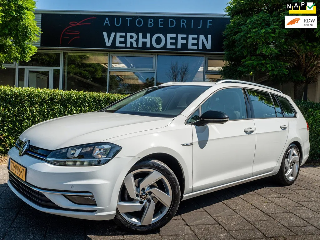 Volkswagen Golf (2018) — foto 1