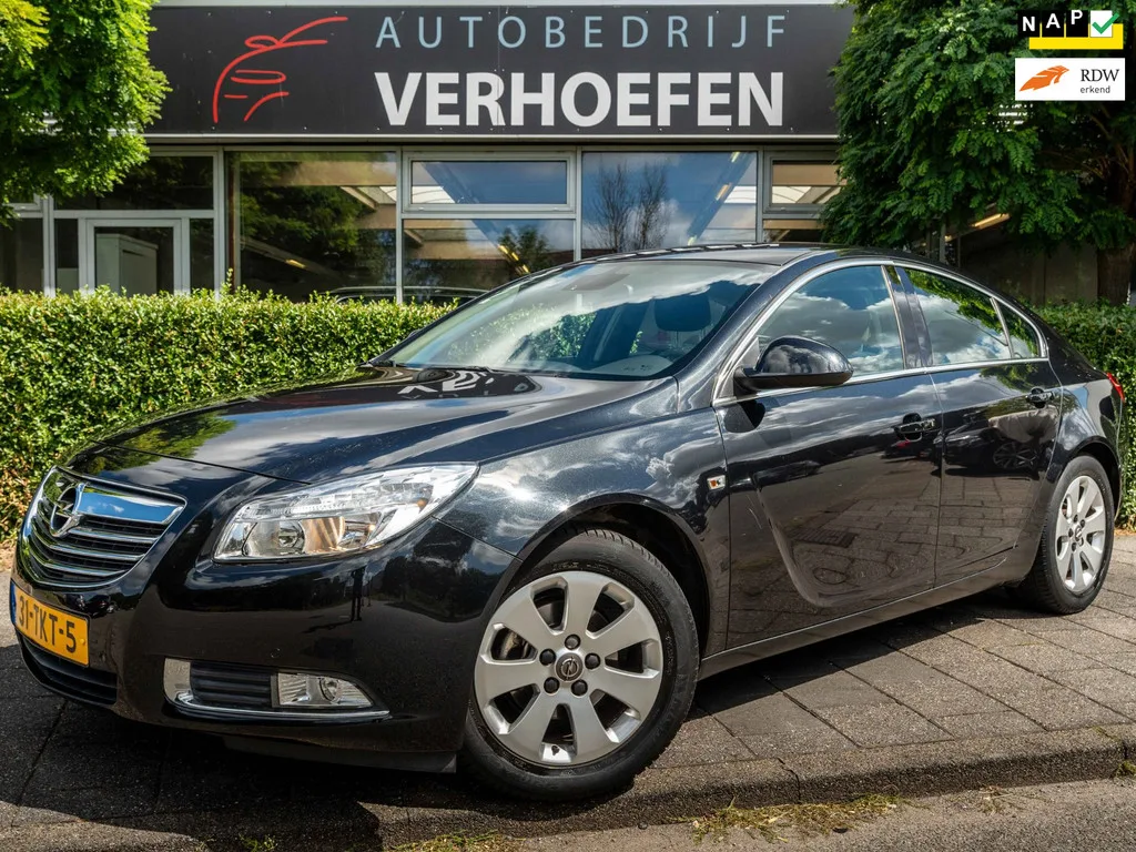 Opel Insignia (2012) — foto 1