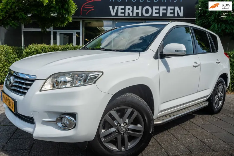 Toyota RAV4 (2011)