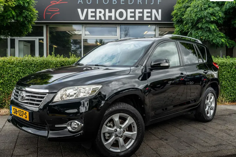 Toyota RAV4 (2011)