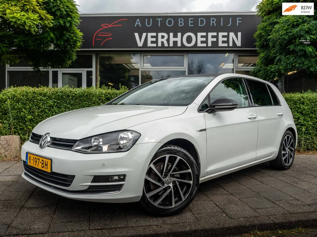 Volkswagen Golf (2015) — foto 1